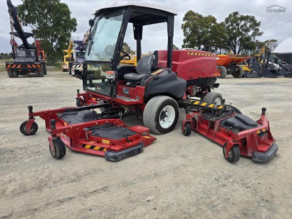 2021 Toro GROUNDSMASTER 5900 3 decks image