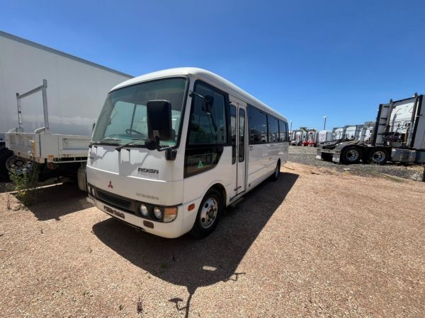 2005 MITSUBISHI FUSO ROSA Bus & Coach image