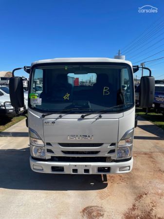 2025 Isuzu NLR 45-150 AMT SWB image