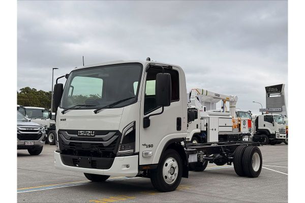 2026 Isuzu NNR 45 150 image