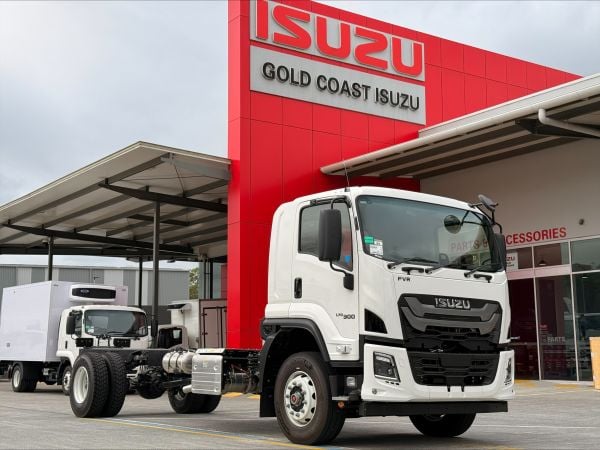 2026 Isuzu FVR 170-300 Cab chassis NEW MODEL image
