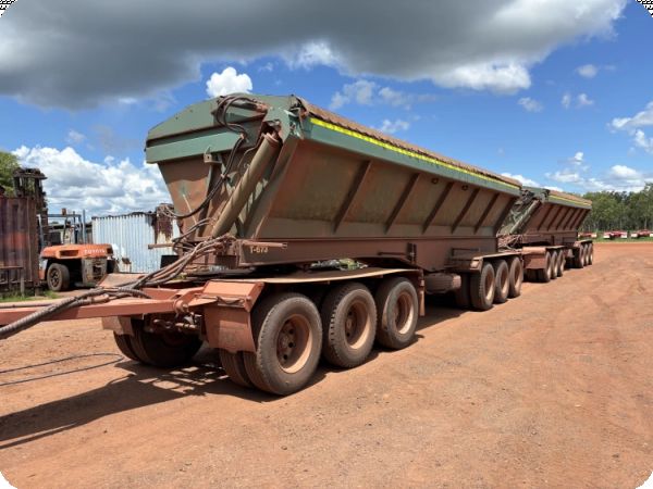 2001 Haulmark Road Train Quad Set image
