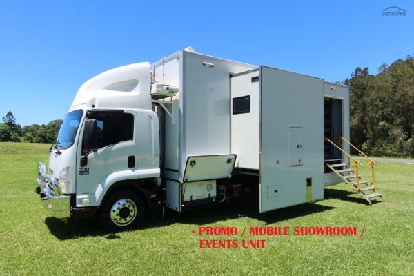 2012 Isuzu F Series FSR 700/850 Premium AMT Auto image