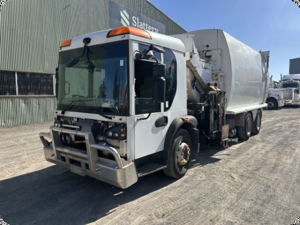 2012 Denis Eagle Elite 2 6x4 Side Load Waste Body Truck (Mechanical Issues) image