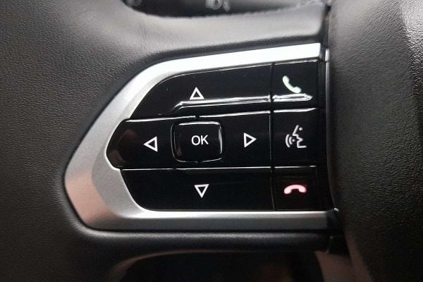 2025 Peugeot Boxer Pro X250 LWB Mid Roof image