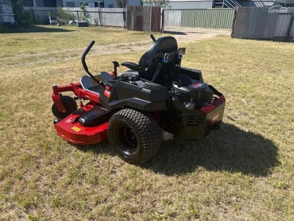 2024 Toro Titan MR 6000 Brand New image