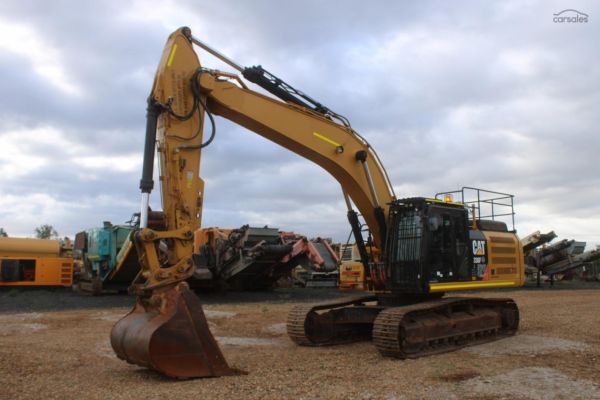 2018 Caterpillar 336Fl image