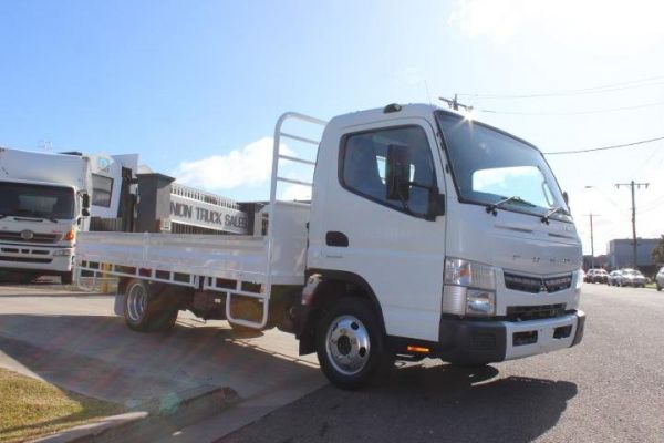 2018 Fuso Canter 515 image