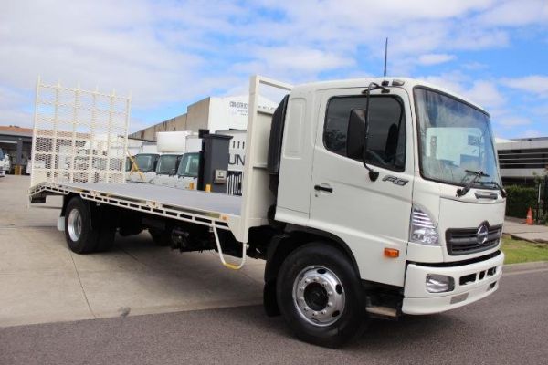 2006 Hino FG 500 FG 500 Beavertail image