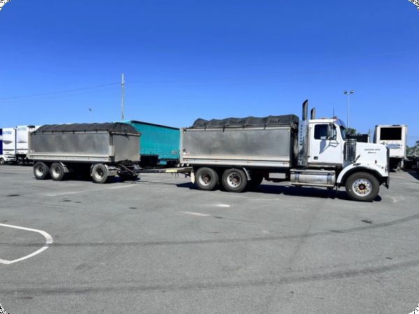 2007 Western Star 4800FX Constellation C/Cab 6x4 Tipper and BPT D3 Dog Trailer image