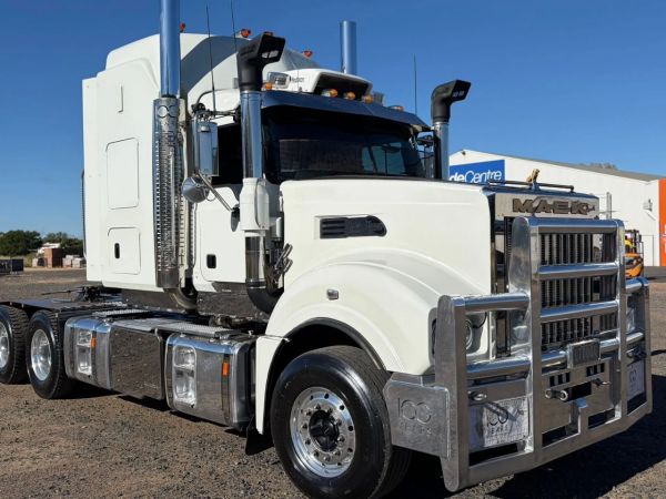 11/2019 CLX 100 Year Superliner image