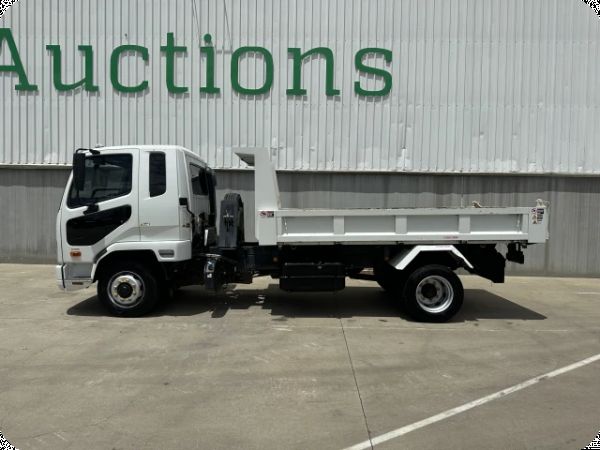 2024 Mitsubishi Fuso Fighter 1124 4x2 Tipper image