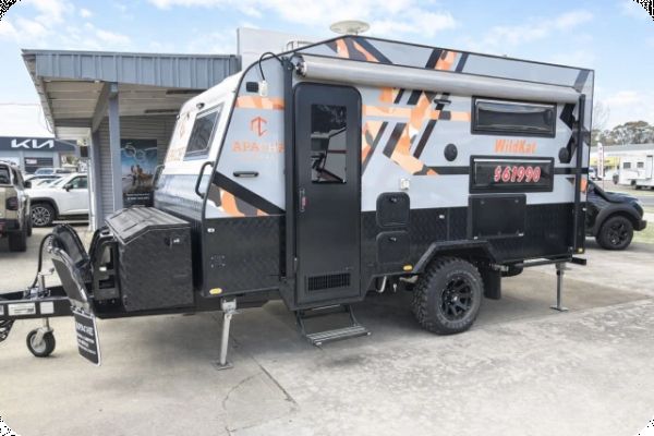 2023 Apache WildKat Toy Hauler Caravan image