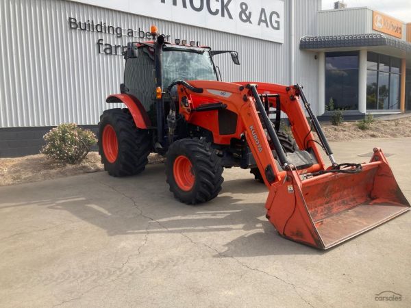 2020 Kubota M135GX image