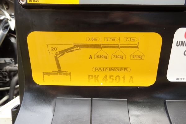 2009 Isuzu FRR500 Flat Deck image