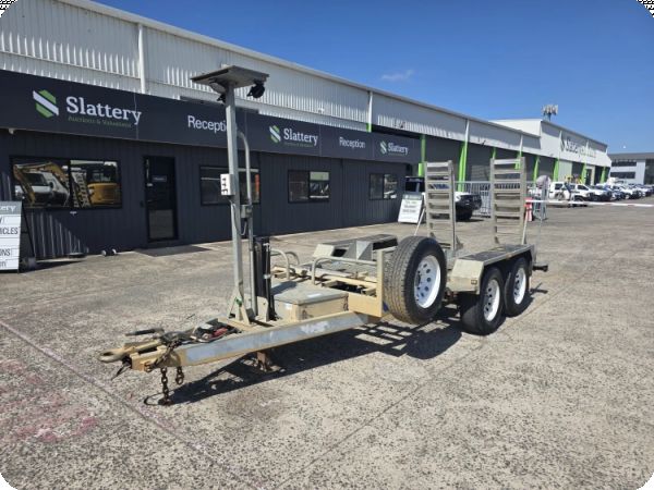 2020 Dean Trailers Dual Axle Plant Trailer w/Ramps (Ex Lease) image