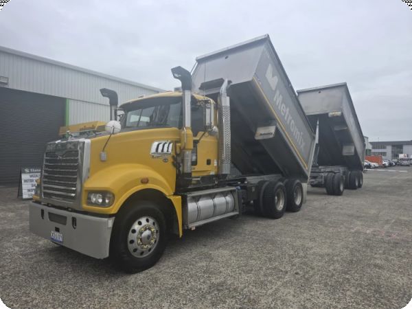 2015 Mack Trident 6x4 Tipper w/2016 Borcat Tri Axle Dog Trailer (Auto) (Ex Lease) image