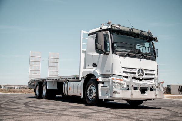 2017 Mercedes Benz 2643 Actros image