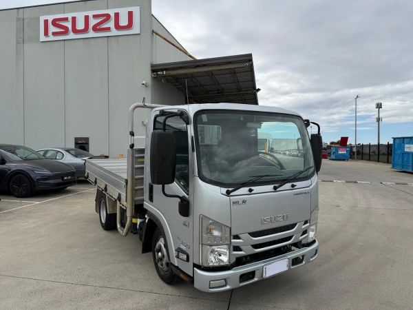 2017 Isuzu Nlr 45-150 TRAYPACK AMT Transmission image