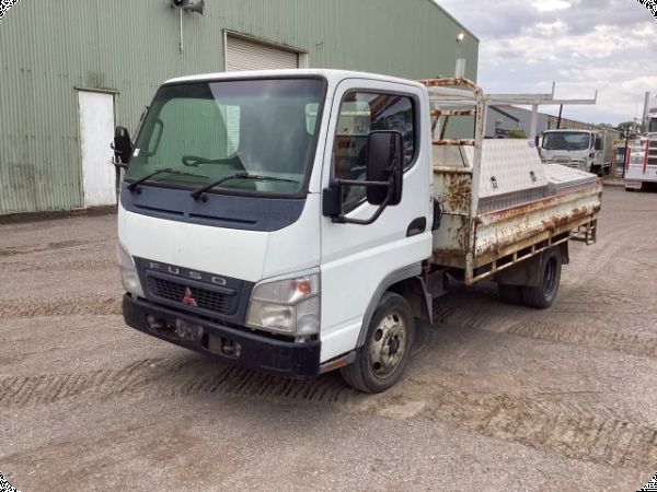 2006 Mitsubishi Canter FE73 L 7/800 4x2 Tray Truck image
