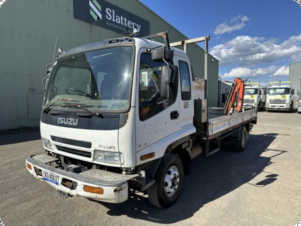 2005 Isuzu F3 FRR500 (4x2) Tray Truck image