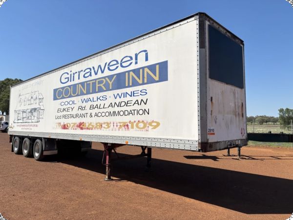 1992 Fruehauf Tri-Axle Refrigerated Pantech image