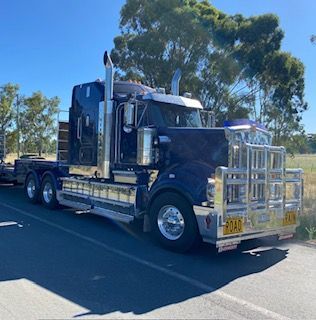 2021 Kenworth T909 Prime Mover image