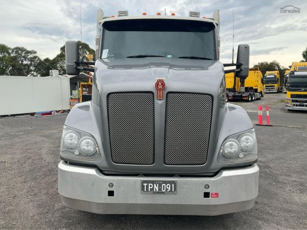 2021 Kenworth T410 image