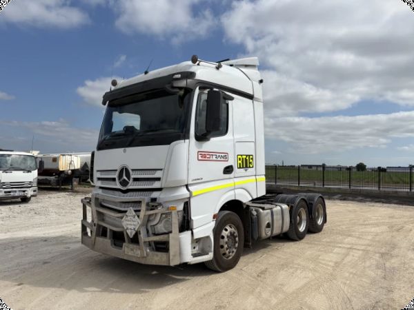 2018 Mercedes-Benz Actros 2653 6x4 Prime Mover image
