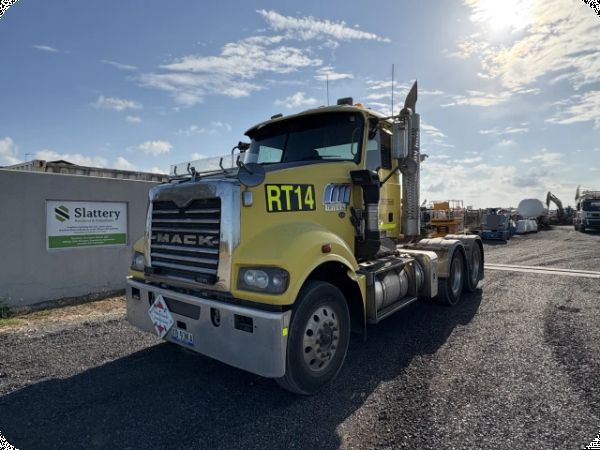 2013 Mack Trident CMHT 6x4 Prime Mover image