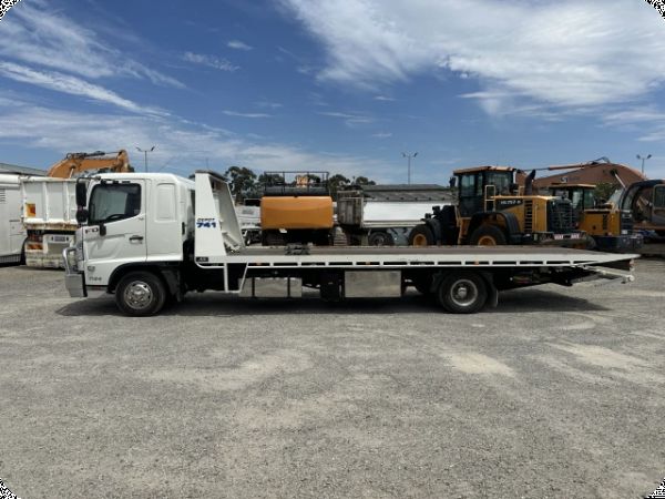 2014 Hino FD500 1124 4x2 Tilt Tray image