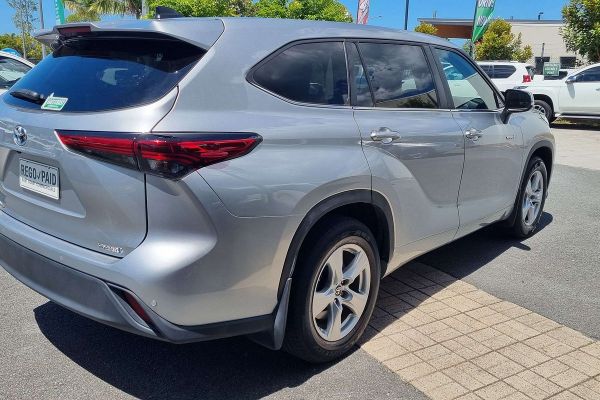 2024 Toyota Kluger GX AXUH78R image