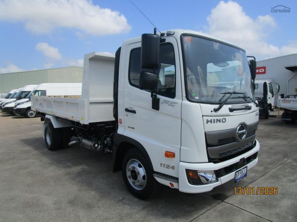 2023 Hino 500 Series FC1124 Tipper image