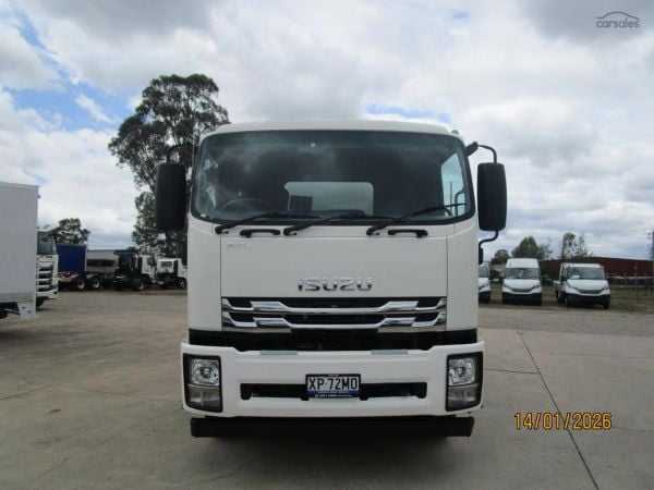 2022 Isuzu F Series FVL240-300 image