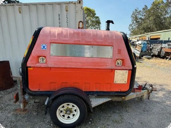 2011 PUMP 150MM DIESEL TRAILER-2011 SYKES YAKKA 150 image