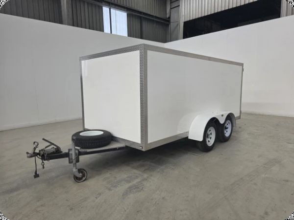 2008 4-Made VNT Dual Axle Trailer image
