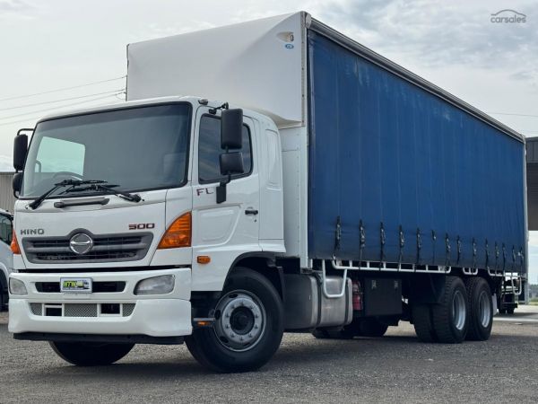 2013 Hino 500 Series FL2628 LOW KMS image