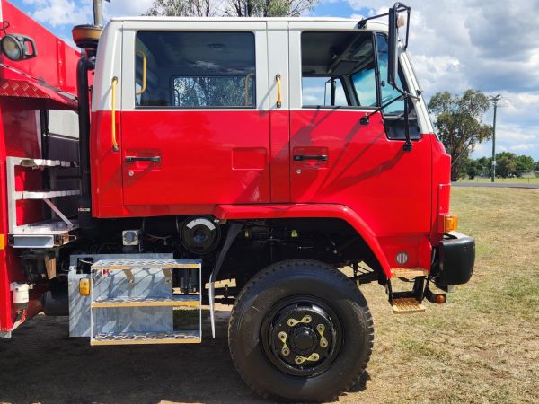 1994 ISUZU FTS700 Fire Truck image