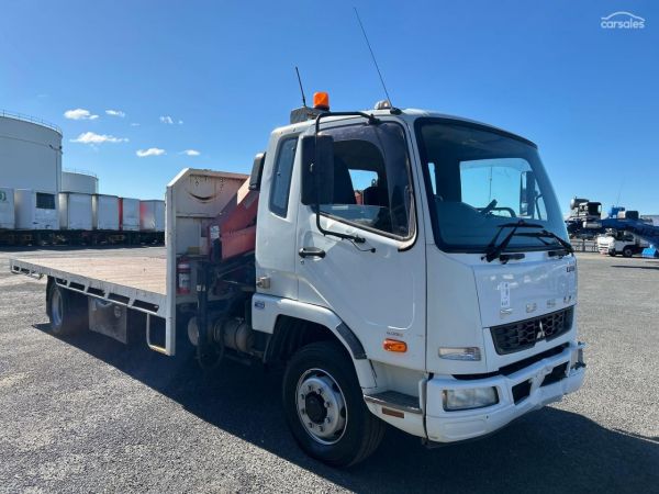 2013 Mitsubishi Fuso Fighter 1427 image