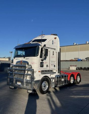 2015 Kenworth K200 image