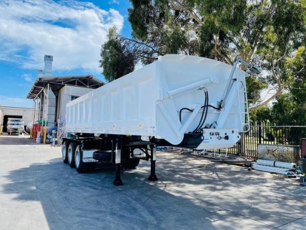 2026 Stonestar Semi Tipper Side Tipper image