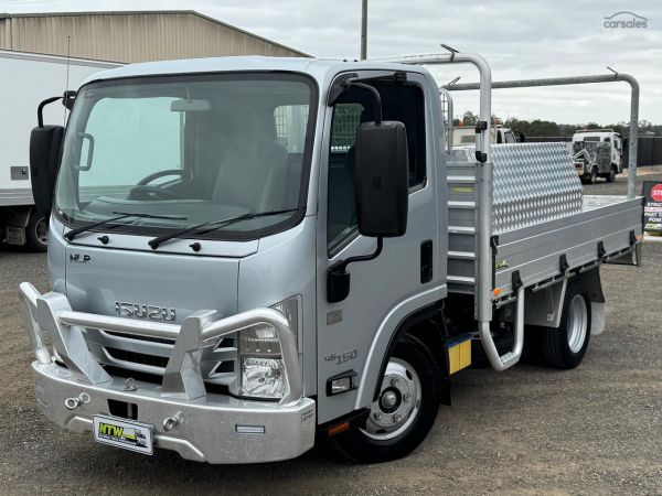 2018 Isuzu N Series NLR 45-150 Traypack Ready for Work image