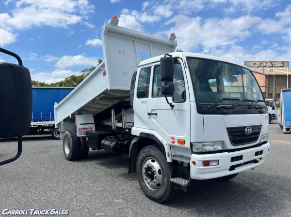 2010 UD PK9 Dump Truck image