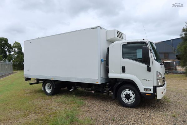 2016 Isuzu F Series FSR140/120-260 image