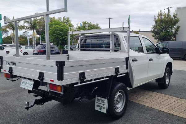 2022 Mitsubishi Triton GLX MR 4X4 image