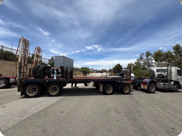 2004 GTE Dog Trailer Four Axle image