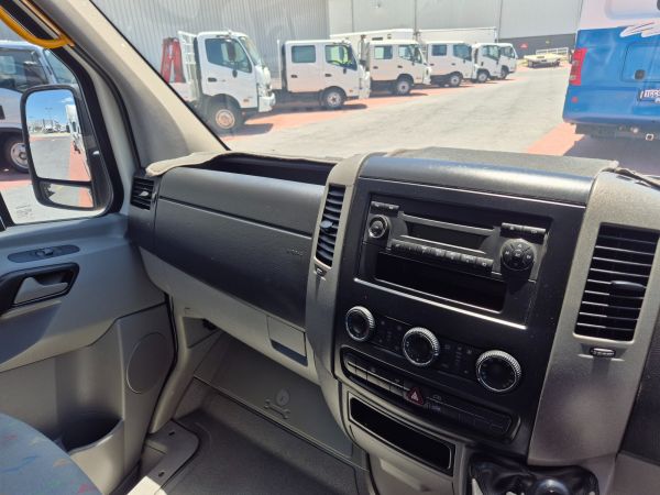 2010 Volkswagen Crafter Van LWB High Roof Van image