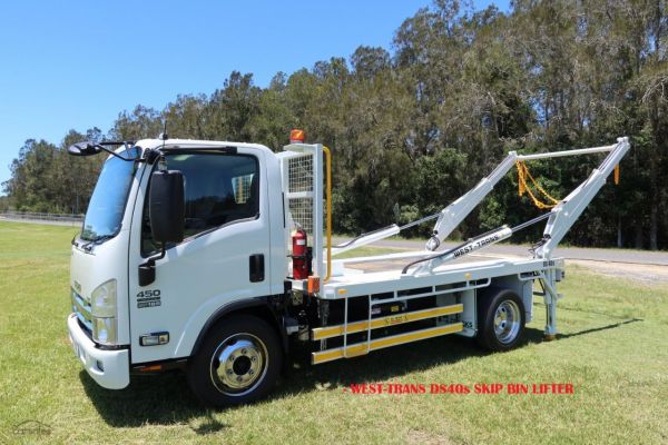 2015 Isuzu Nqr 450 AMT Auto image