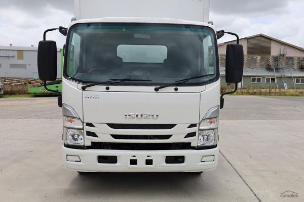 2023 Isuzu N Series NNR 45-150 image