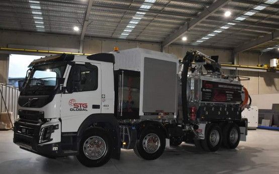 2024 Volvo FMX11 Vacuum Tanker 8,000Lt NDD Jetter Combo image